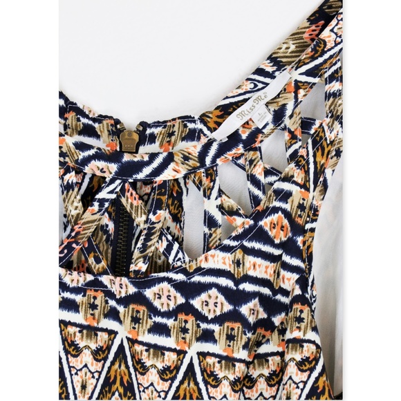 Miss Me Sleeveless Dress Tribal Pattern Size L - Picture 7 of 8